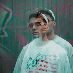 给情侣主夫妻当狗视频
